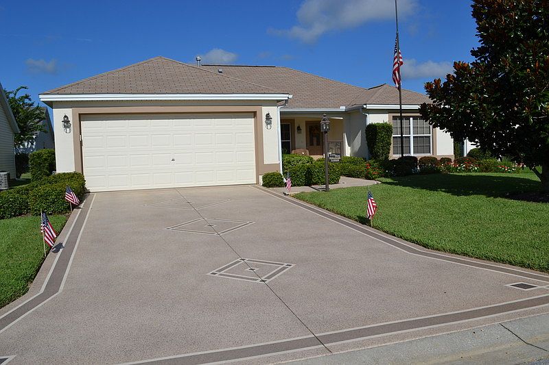 1st image of 1468 Highland Pl