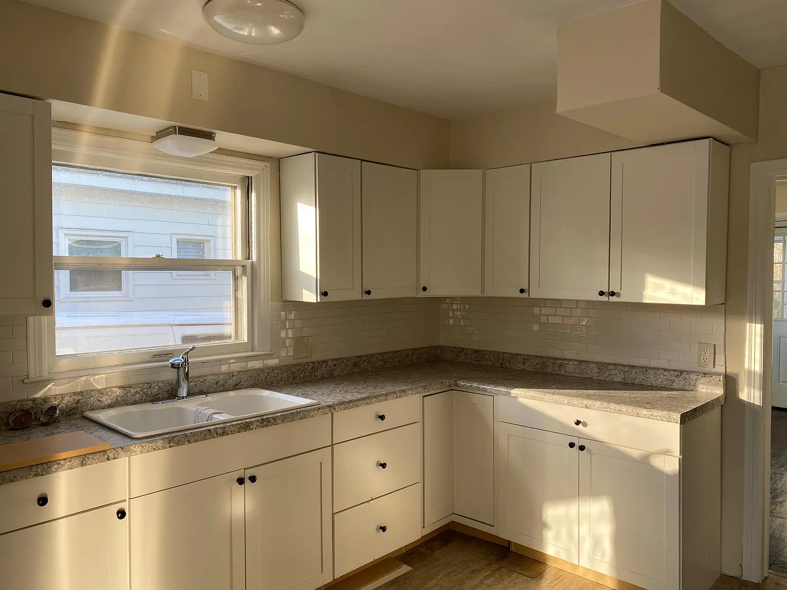 3 bed, 1.5 bath, 1211 sqft, $1,850 — Photo 1