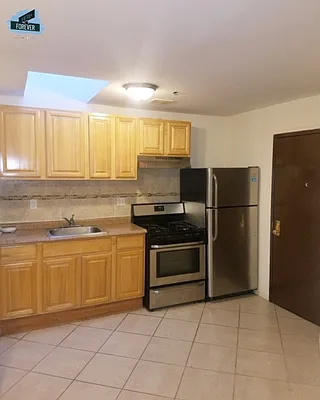 Rented by Fifth & Forever LLC | media 10