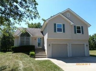 312 E Concord Dr, Plattsburg, MO 64477