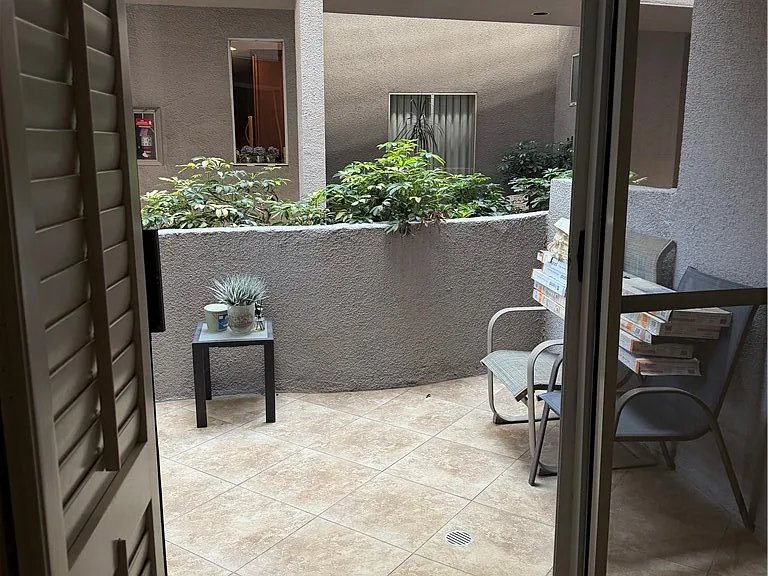 4557 Haskell Ave #104 — Photo 5