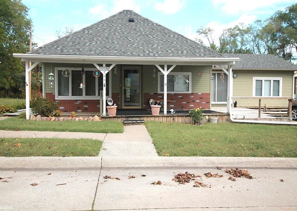 700 E Tarkio St, Clarinda, IA 51632 Zillow