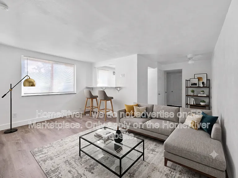 781 Cooke Dr #3 — Photo 1