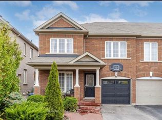 31 Quailvalley Dr, Brampton, ON L6R 0N4