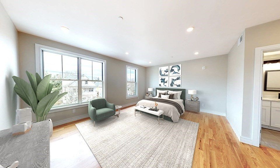 1st image of 81 Chestnut Hill Ave #1R