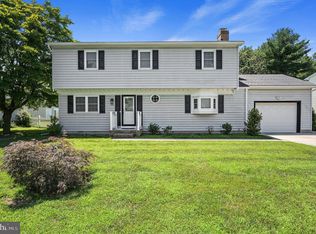 209 Lakelawn Dr, Milford, DE 19963