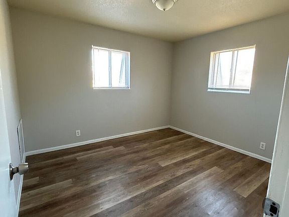 5th image of 3216 S Grand Ave APT 5