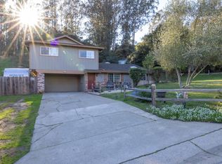 6900 Lakeview Dr, Salinas, CA 93907