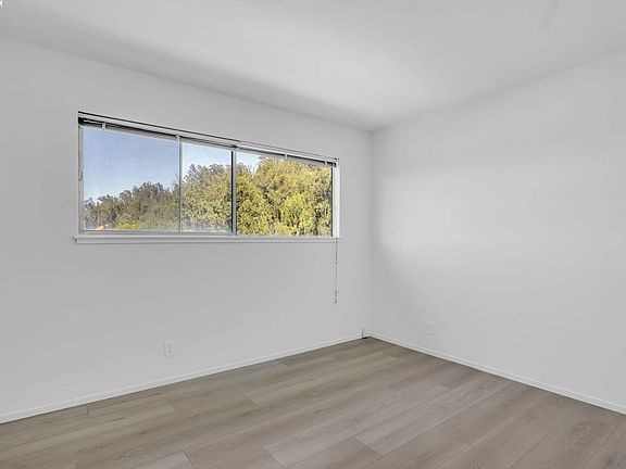 4th image of 8054 Greenridge Dr APT 20