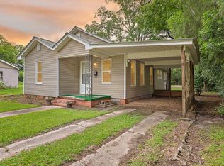 306 N Cherokee St, Geneva, AL 36340