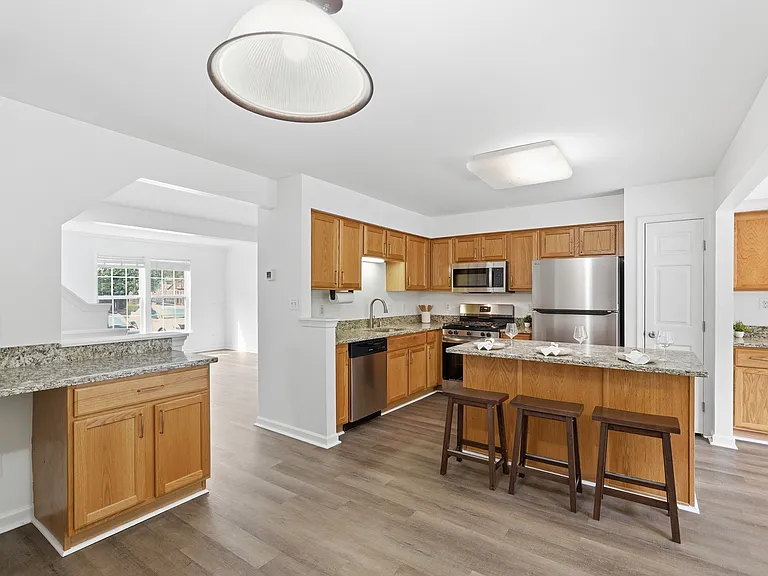 9041 Falcon Glen Ct — Photo 4