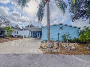 616 Klickety Klak Ln, Valrico, FL 33594