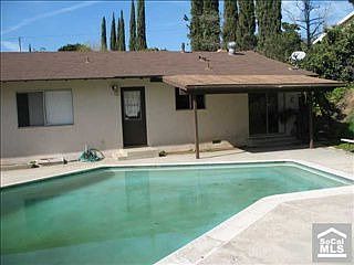 3rd image of 1470 N Nobhill Dr