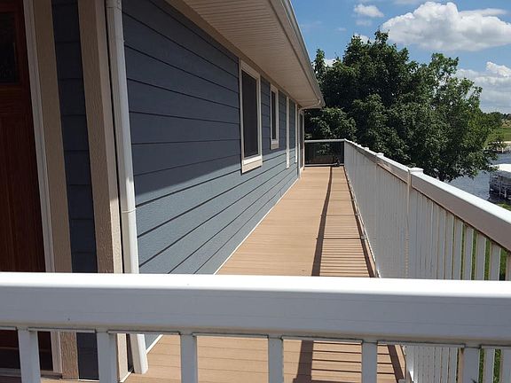 4th image of 10 Hill Dr