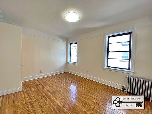 4th image of 45-45 46th St #C6