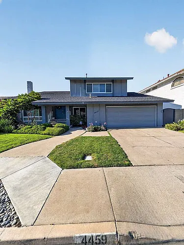 4459 Avenida Granada Photo 1