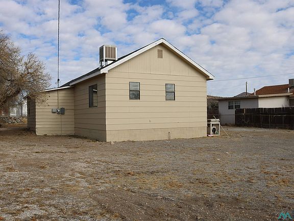 3rd image of 212 Elguea Ave