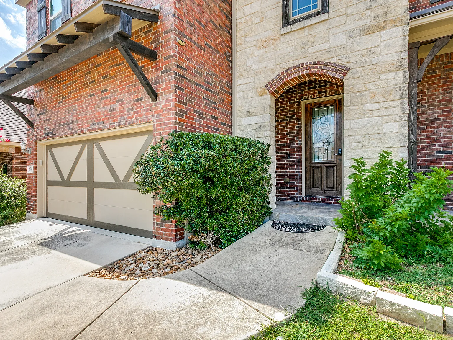 5 bed, 2848 sqft, $3,000 — Photo 4