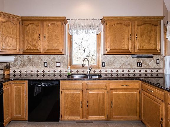 5th image of 8817 Highland Oaks Dr
