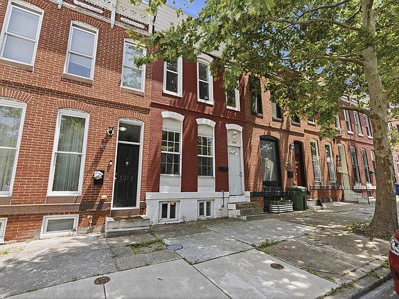 2nd image of 1311 N Broadway