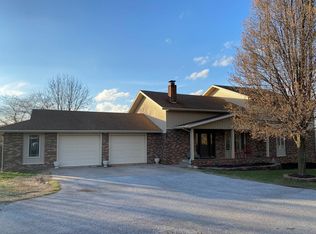 1437 Cheyenne Rd, Nixa, MO 65714