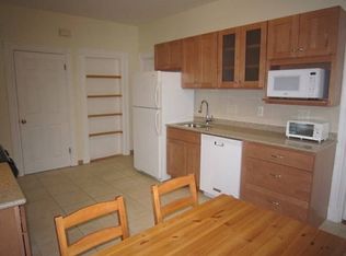 109 Franklin St #5A5, Brookline, MA 02445