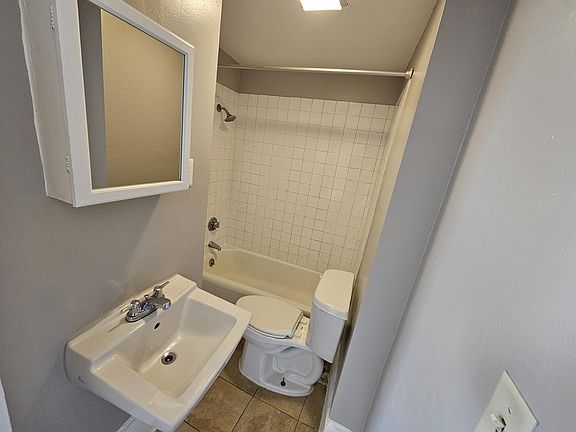 3rd image of 197 N Main St Unit 12
