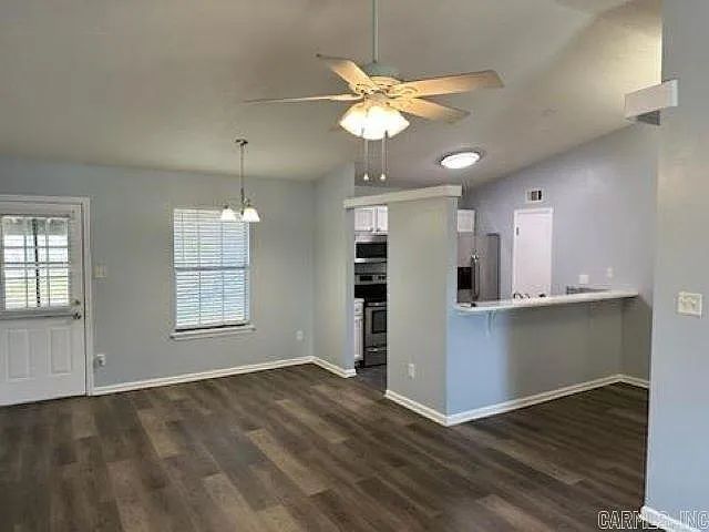 4 Oak Point Ct — Photo 4