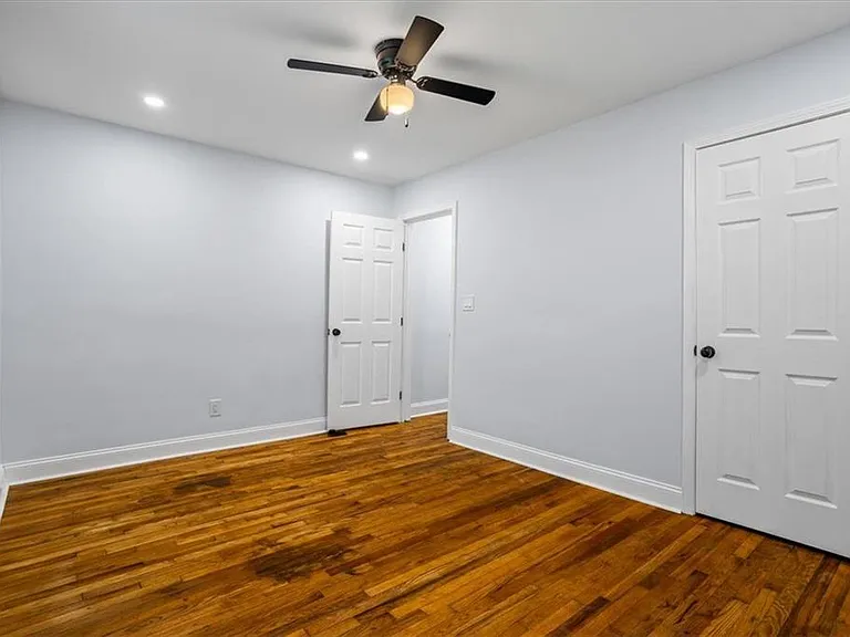 2223 Columbia Dr — Photo 22