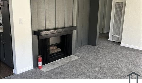1st image of 15423 Larch Ave