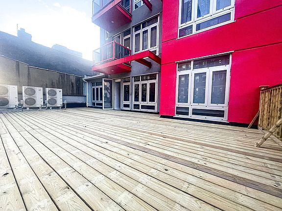 4th image of 371 Stockholm St #2
