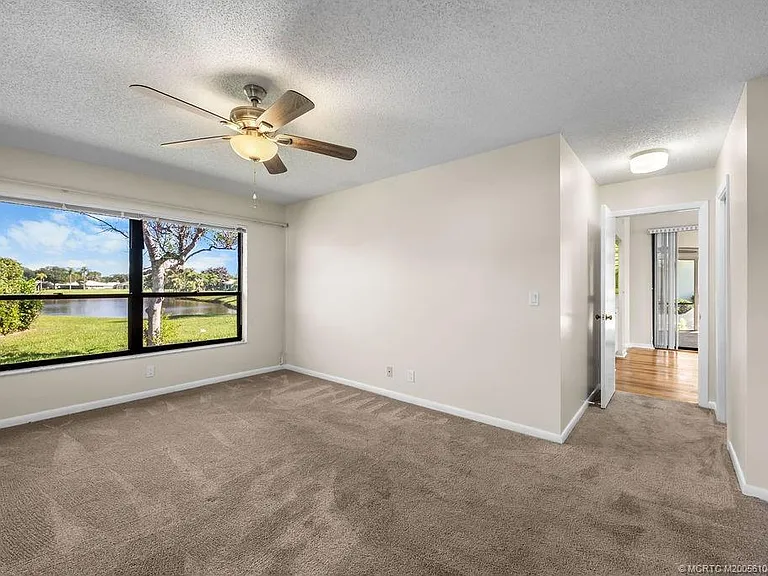 2386 SW Creekside Dr — Photo 40