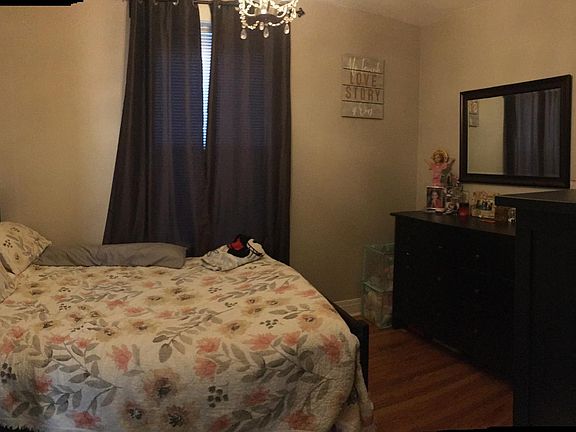 4th image of 5614 S Albany Ave #1