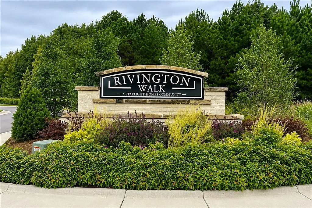 3 bed, 2.5 bath, 1440 sqft, $1,999 — Photo 2
