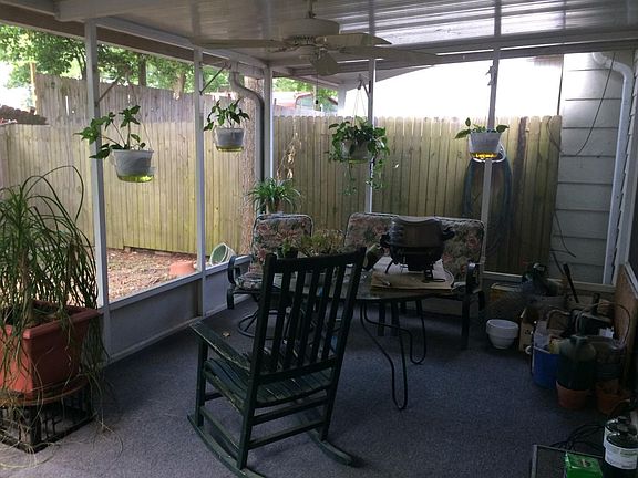 Large screened Porch