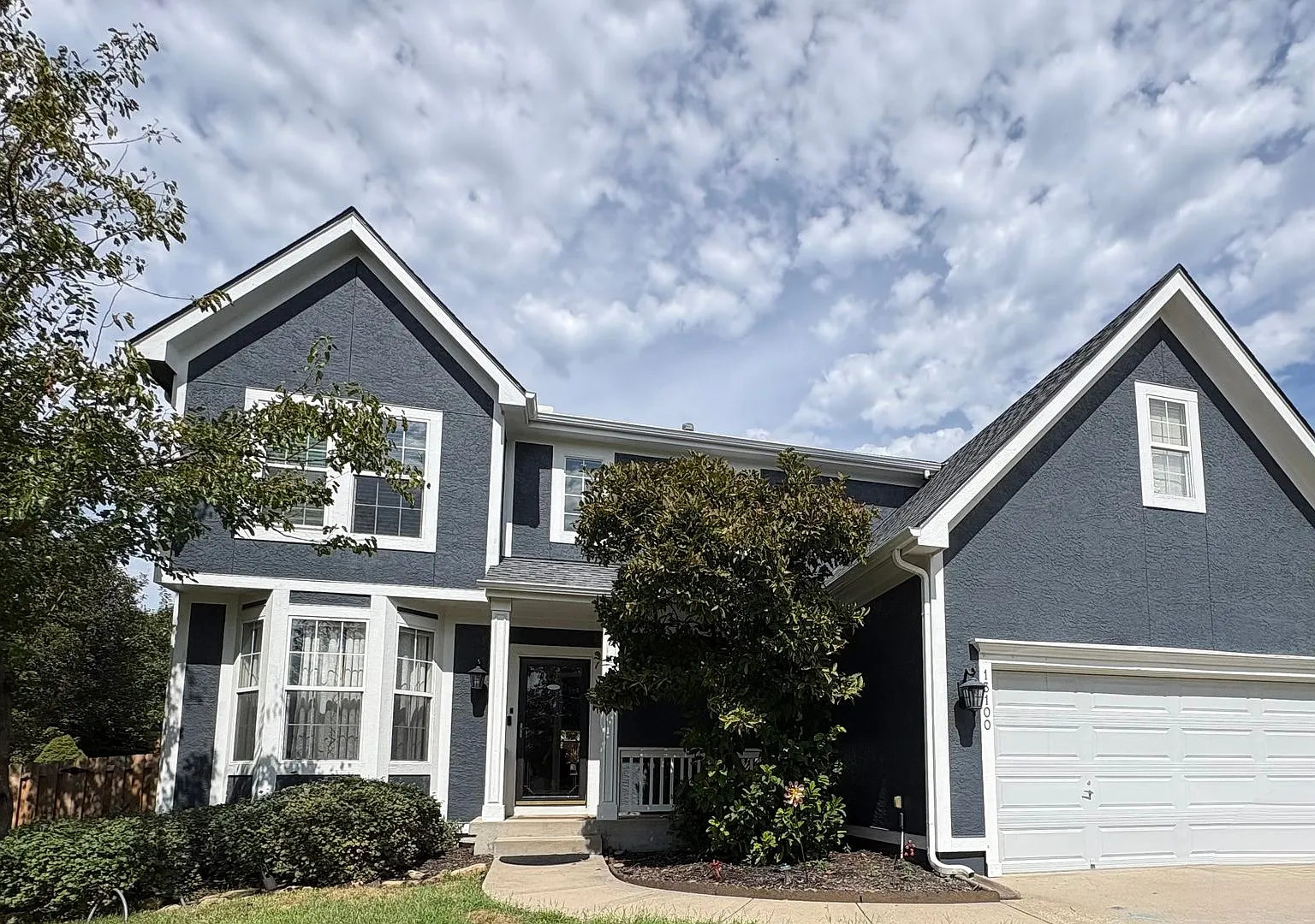 Beautiful 5 Bedroom, 3.5 Bathroom Overland Park Home with Finished Basement, Fenced Yard & Trail ... — Photo 1
