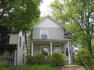 1st image of 28 W Norman Ave