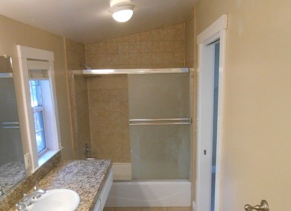 4th image of 80 1st St