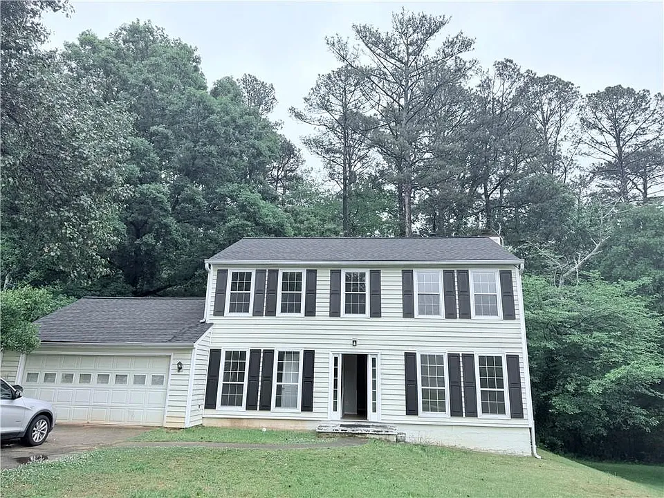 2535 Selman Dr