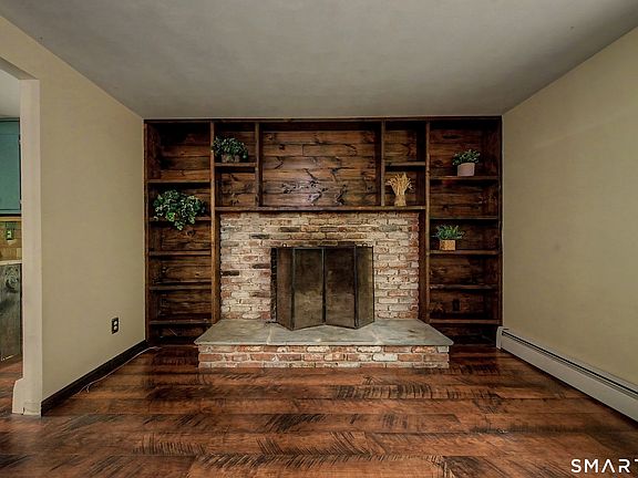 5th image of 216 Reservoir Road