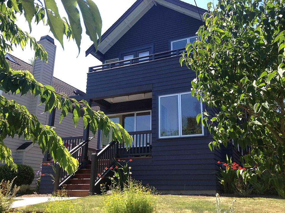 2nd image of 6053 37th Ave NE