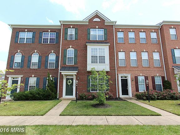 2nd image of 15920 Mackenzie Manor Dr