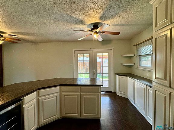 5th image of 205 Merrill Dr