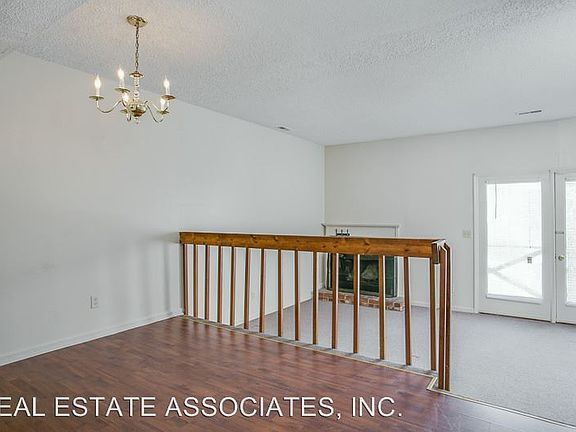 4th image of 903 Kendall Dr