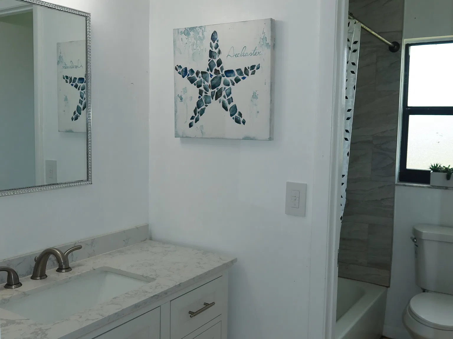 17372 W Carnegie Cir — Photo 2