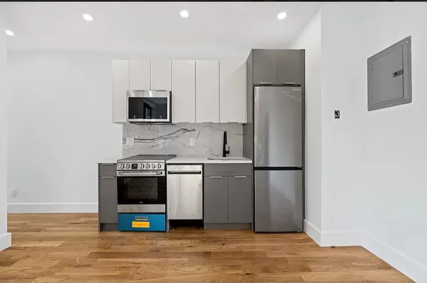 Rented by East Williamsburg Realty Inc | media 11