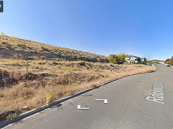 5th image of 313 Rockwood Dr