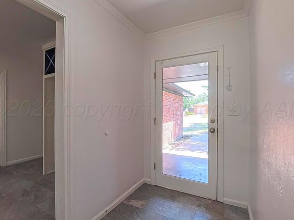 5th image of 2014 S Fannin St