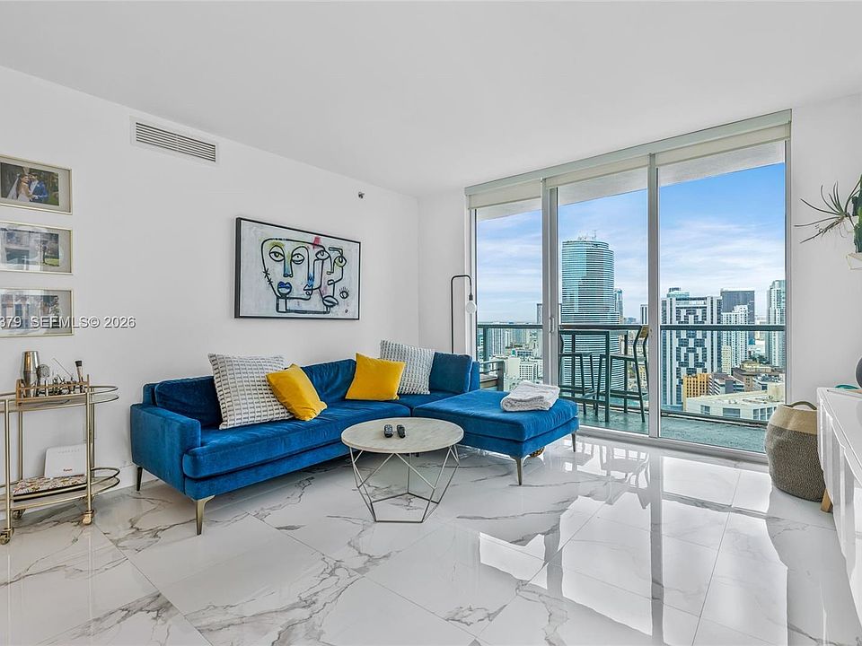 1st image of 55 SE 6th St APT 3807