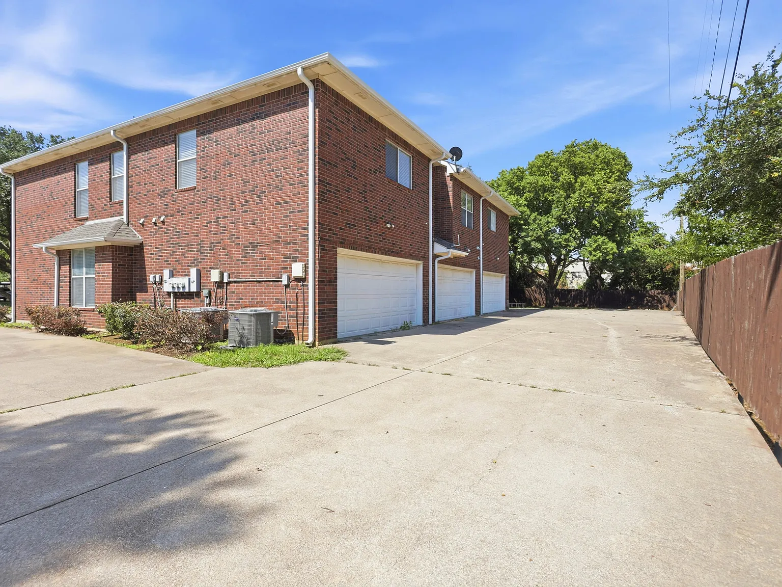 3 bed, 1533 sqft, $2,200 — Photo 3